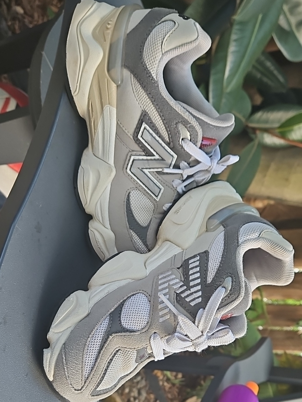 New Balance Kids Gray and White Chunky Sneaker
